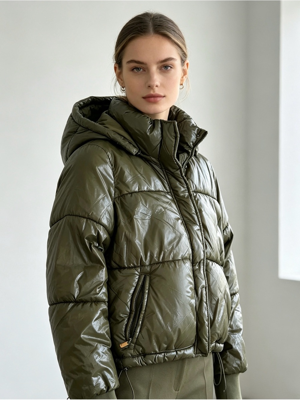 GapFit Women’s L Olive Shiny Cropped Hooded Puffer Jacket